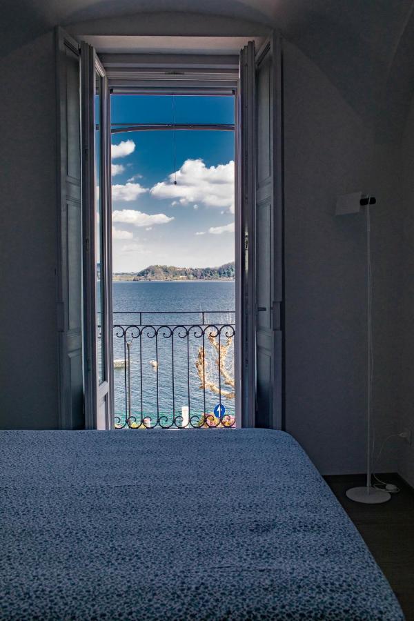 La Dimora Del Glicine 2 Apartment เบลจิราเต ภายนอก รูปภาพ